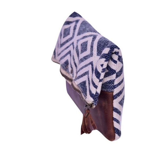 NWT Genuine  leather clutch - Picture 5 of 10